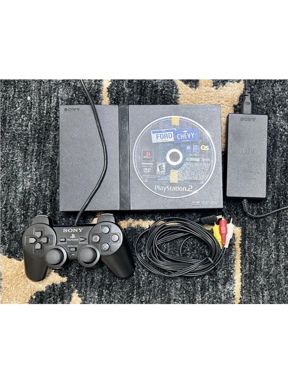 Sony PlayStation 2 Slim Console Bundle in Black with Controller (Used, working)